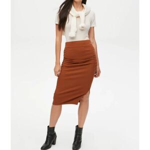 Michael Stars Rae Ribbed Skirt with Slit | Size M
